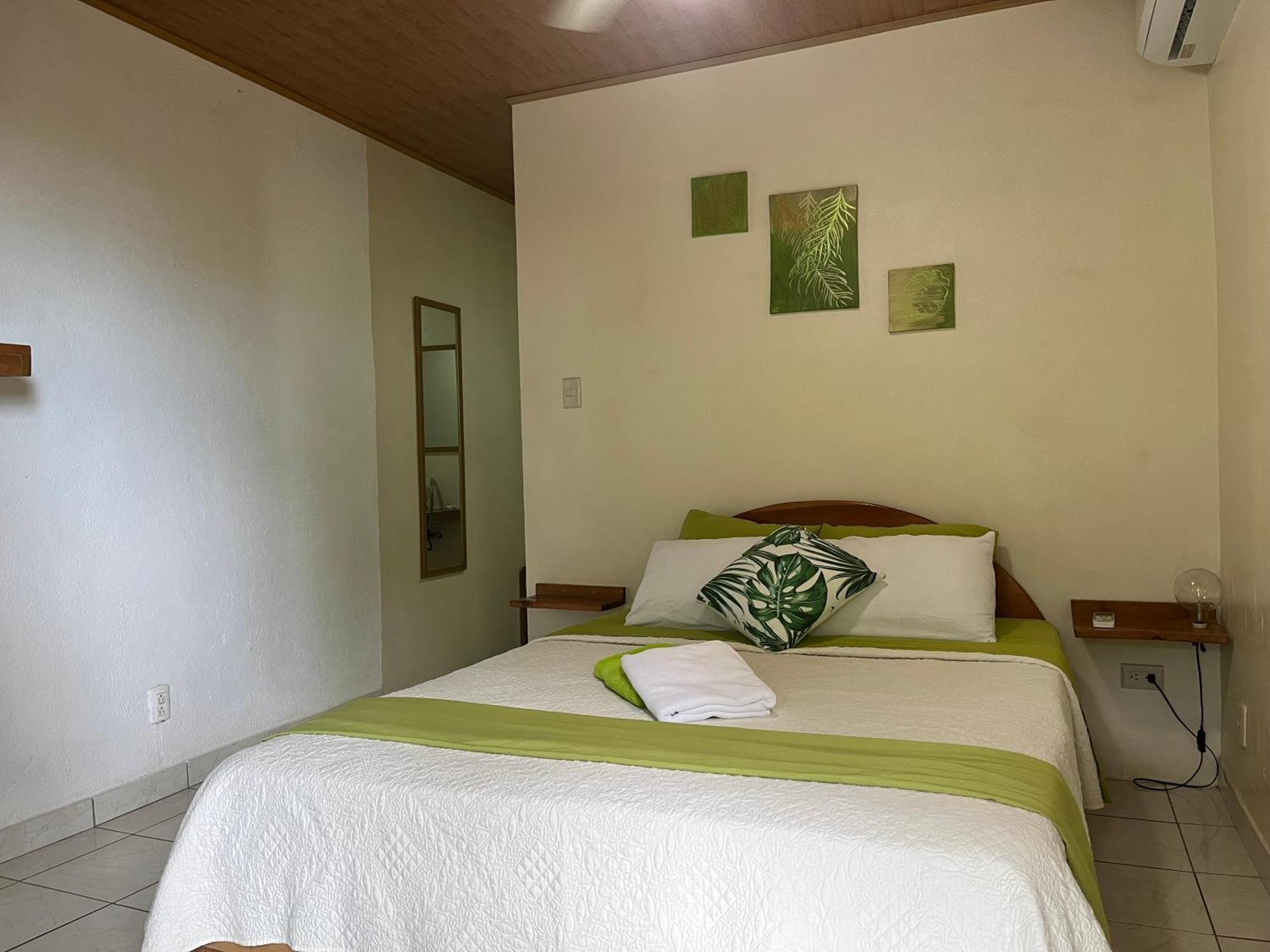 Villas Majolana Playa Herradura  Exterior photo